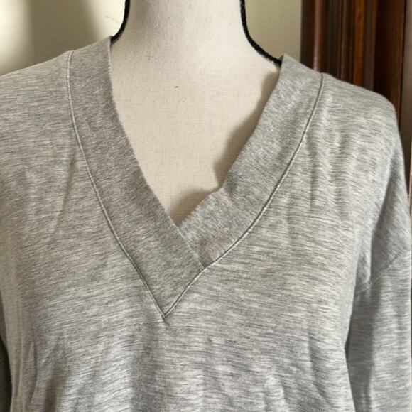 Rag and Bone | Heather Gray V-Neck Pullover Size XS - Picture 2 of 9